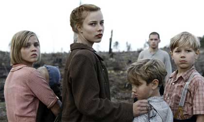 Saskia Rosendahl as Lore in 'Lore'