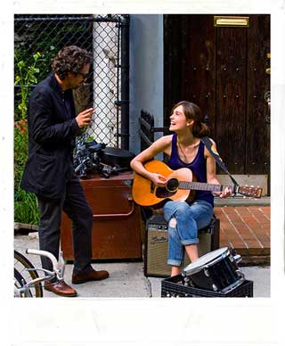 Mark Ruffalo as Dan Keira Knightley as Gretta in Begin Again