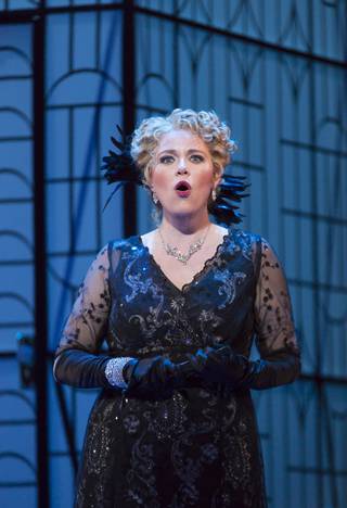 Erin Wall as Hanna Glawari in 'The Merry Widow'