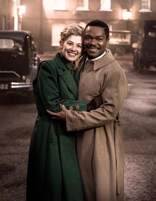 Rosamund Pike as Ruth Williams, David Oyelowo as Seretse Khama in 'A United Kingdom'