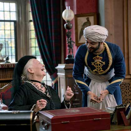 udi Dench as Queen Victoria, Ali Fazal as Abdul Karim in 'Victoria and Abdul'