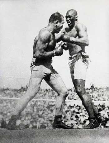 Jack Johnson fighting James J. Jeffries in 1910