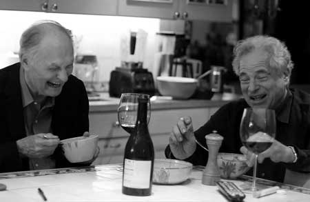 Itzhak Perlman with Alan Alda in 'Itzhak'