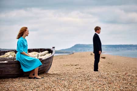 Saoirse Ronan as Florence, Billy Howle as Edward in 'On Chesil Beach'