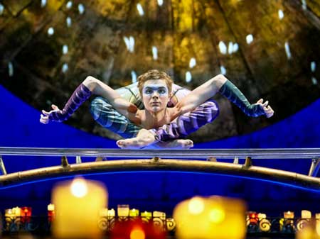 Contortionist Aleksei Goloborodko in 'Luzia'